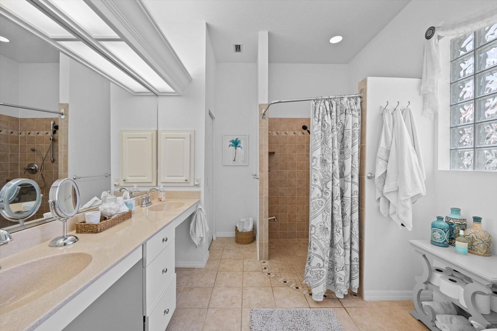 Image 44 of 69 For 542 Misty Pine Drive