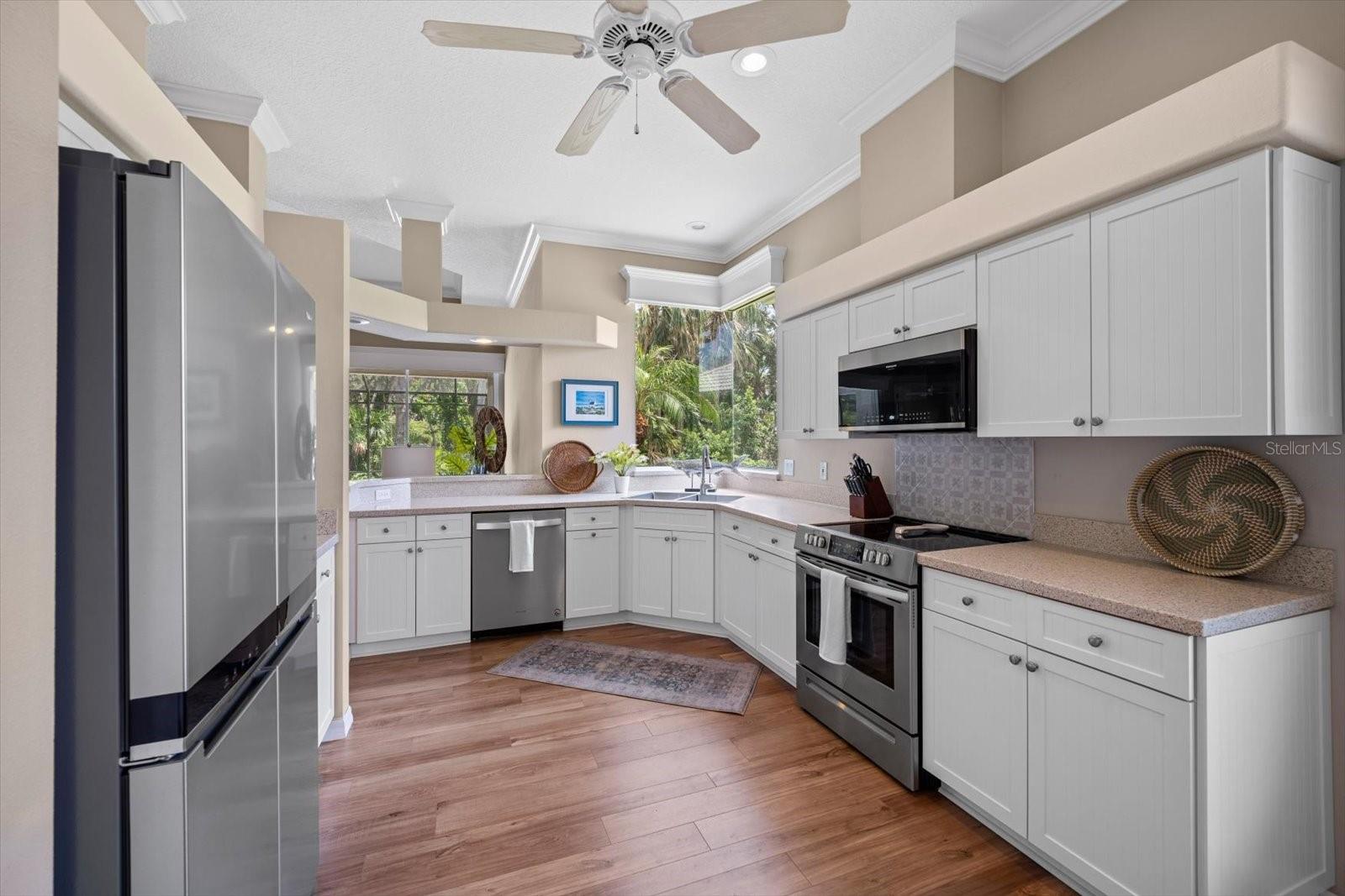 Image 9 of 69 For 542 Misty Pine Drive