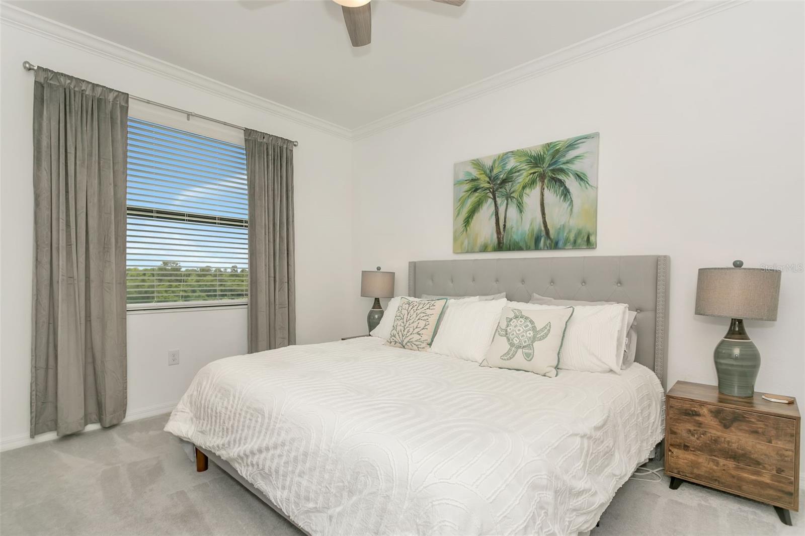 Image 19 of 48 For 18028 Gawthrop Drive 403