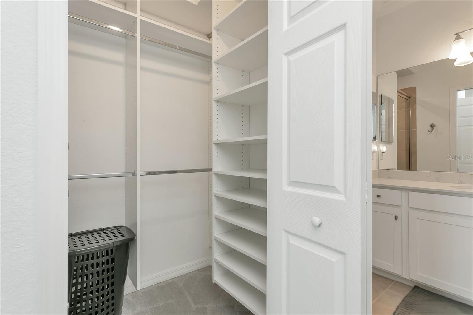 Image 24 of 48 For 18028 Gawthrop Drive 403