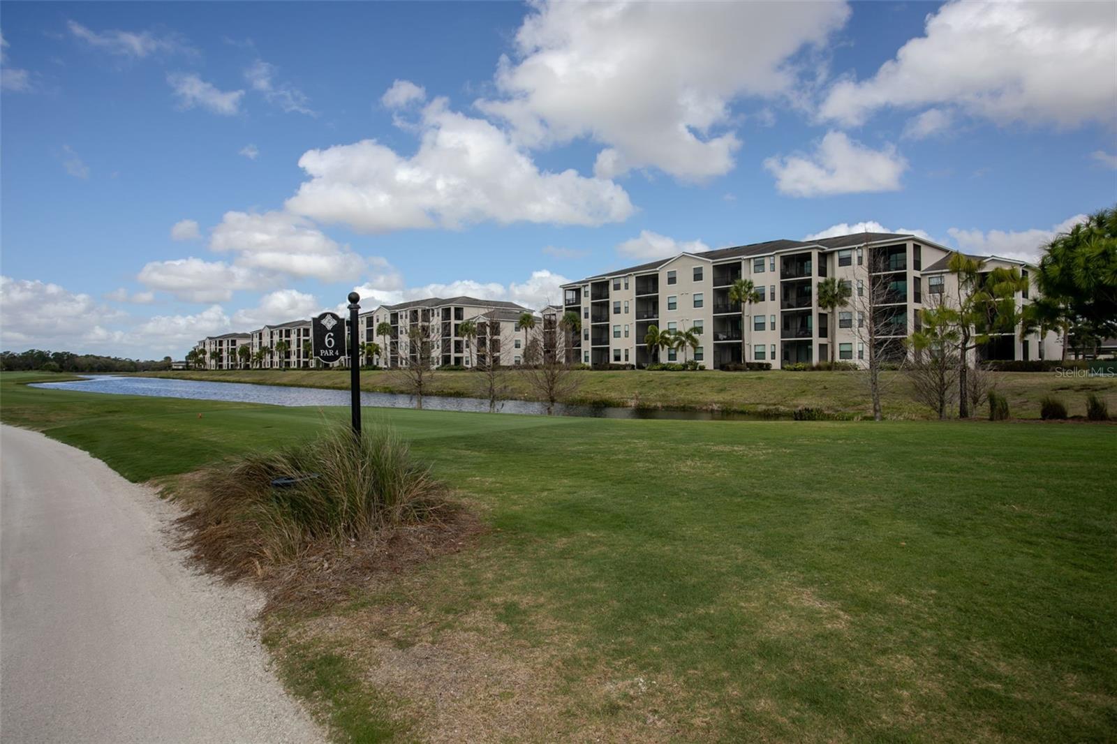 Image 35 of 48 For 18028 Gawthrop Drive 403