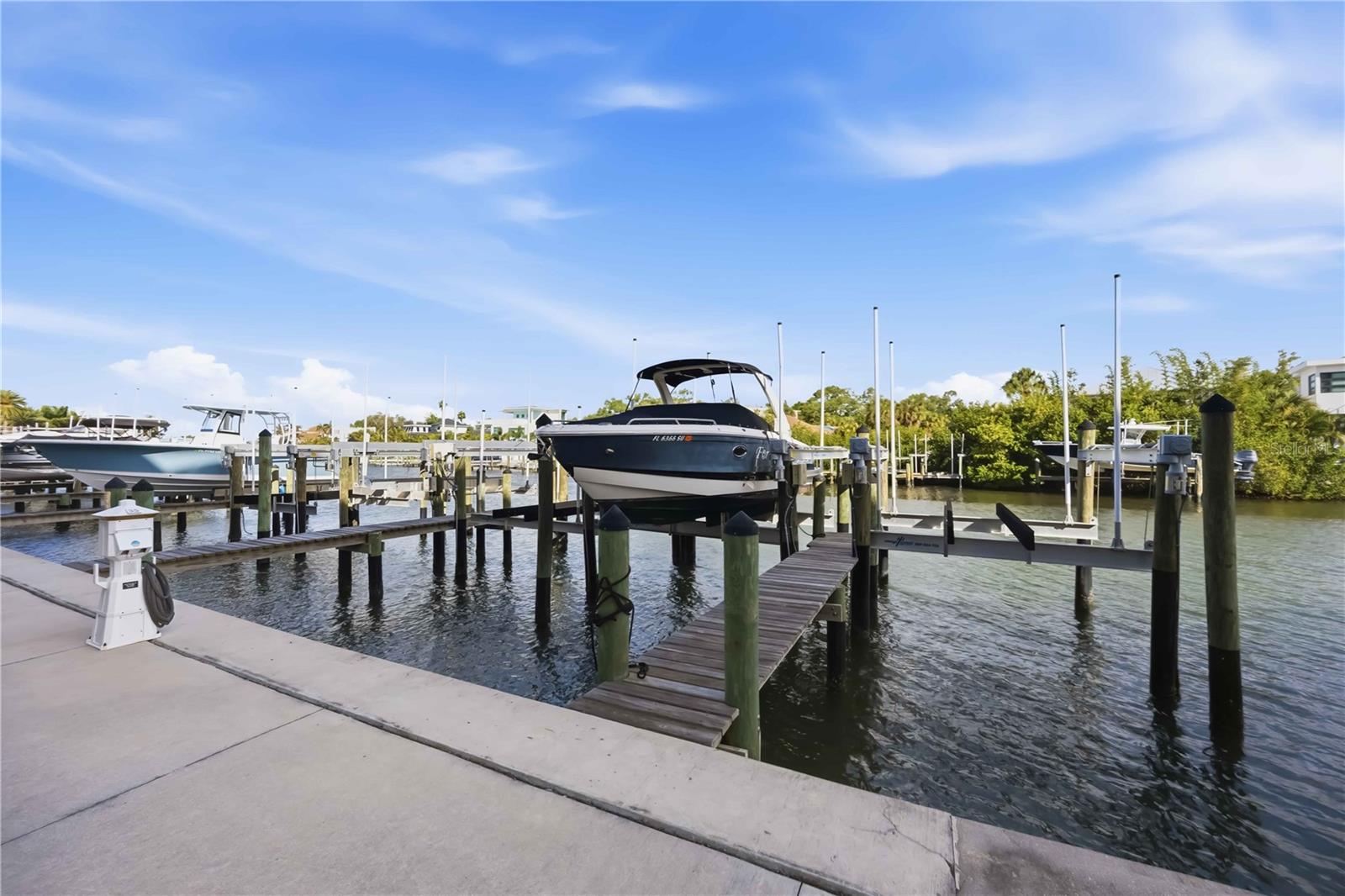 Image 12 of 65 For 1703 Tamiami Trail 406