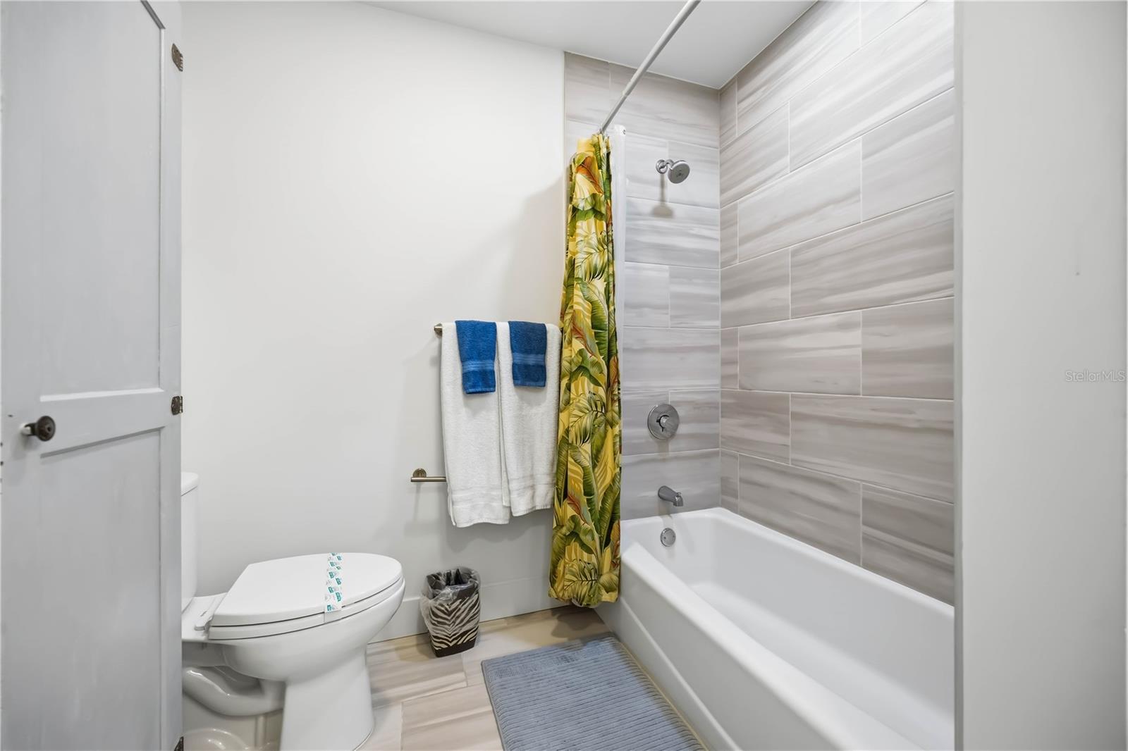 Image 22 of 65 For 1703 Tamiami Trail 406