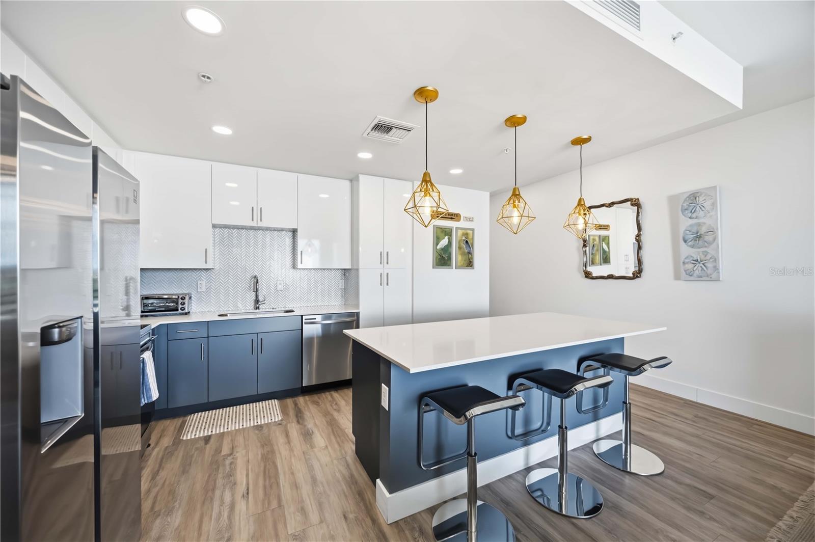 Image 28 of 65 For 1703 Tamiami Trail 406