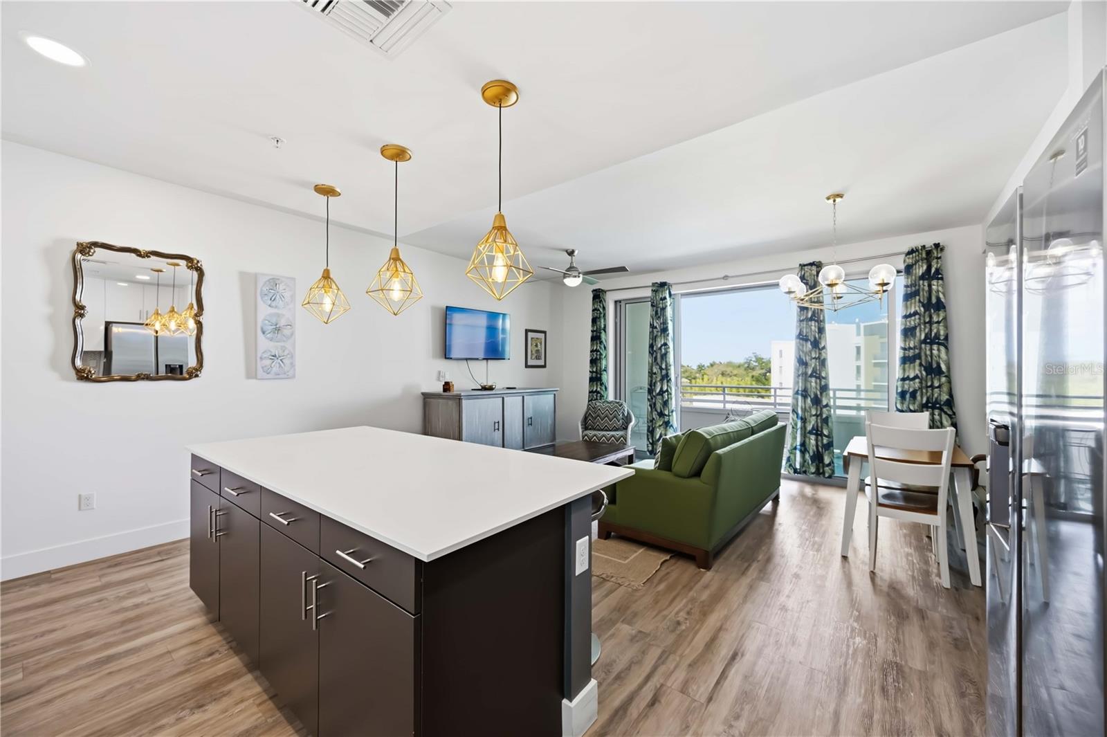 Image 29 of 65 For 1703 Tamiami Trail 406