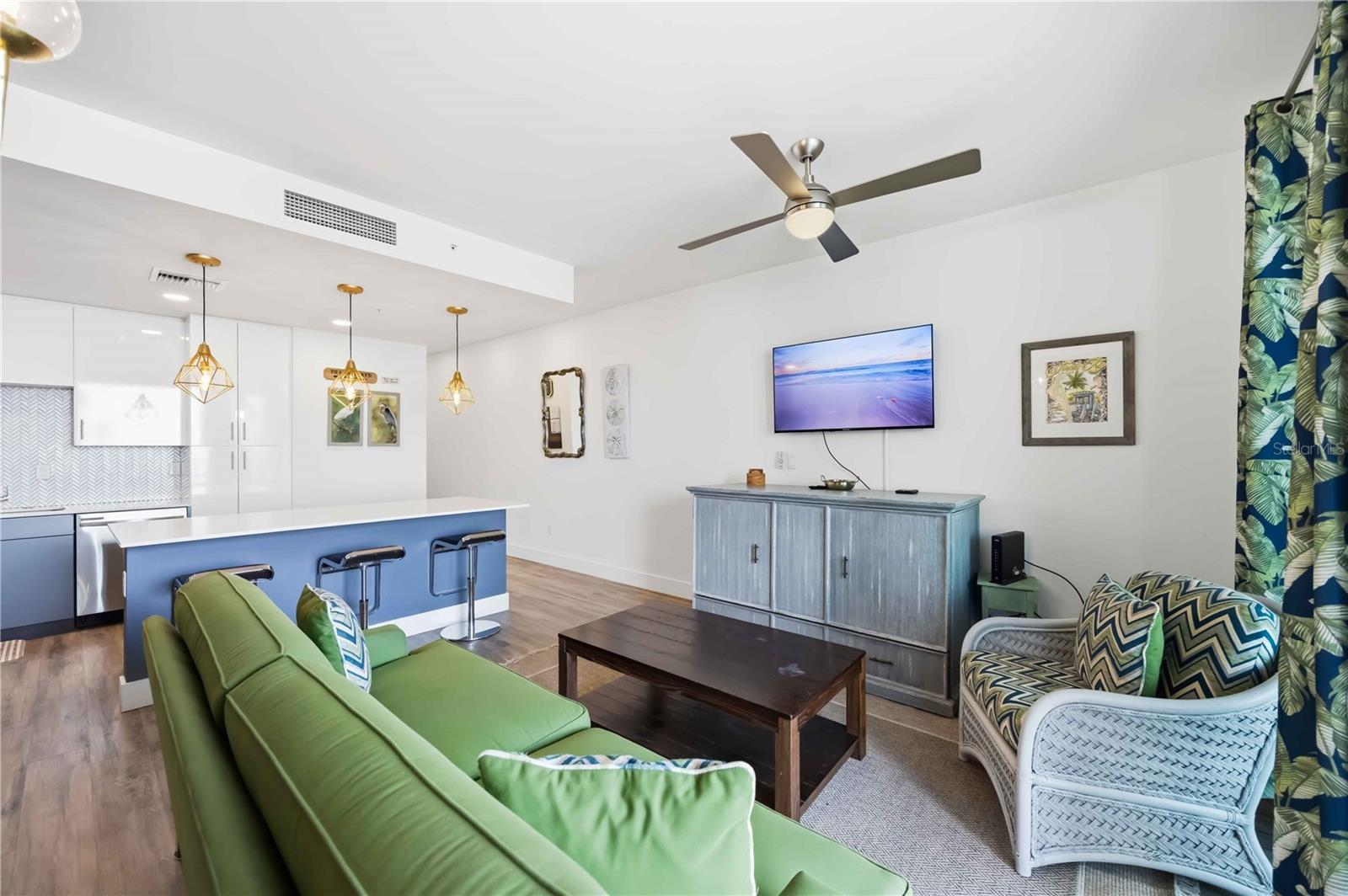 Image 30 of 65 For 1703 Tamiami Trail 406