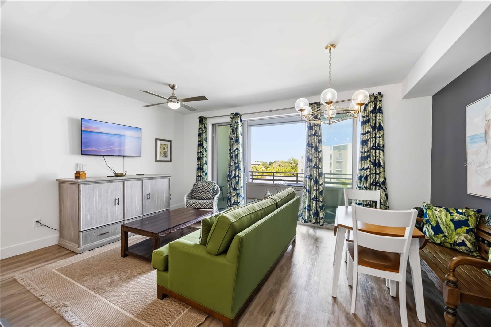 Image 33 of 65 For 1703 Tamiami Trail 406