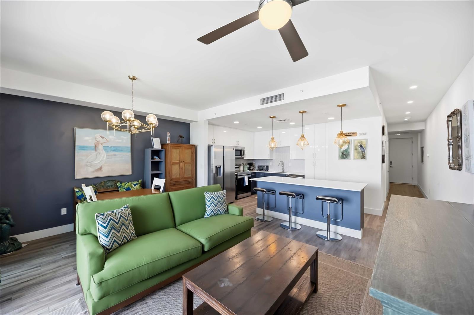 Image 40 of 65 For 1703 Tamiami Trail 406