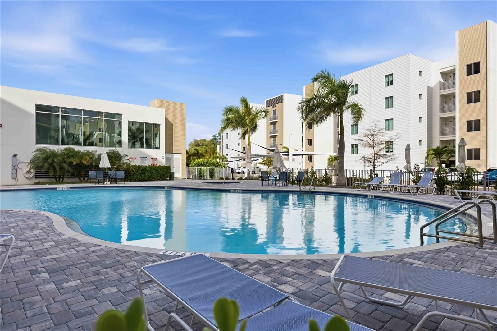 Image 46 of 65 For 1703 Tamiami Trail 406