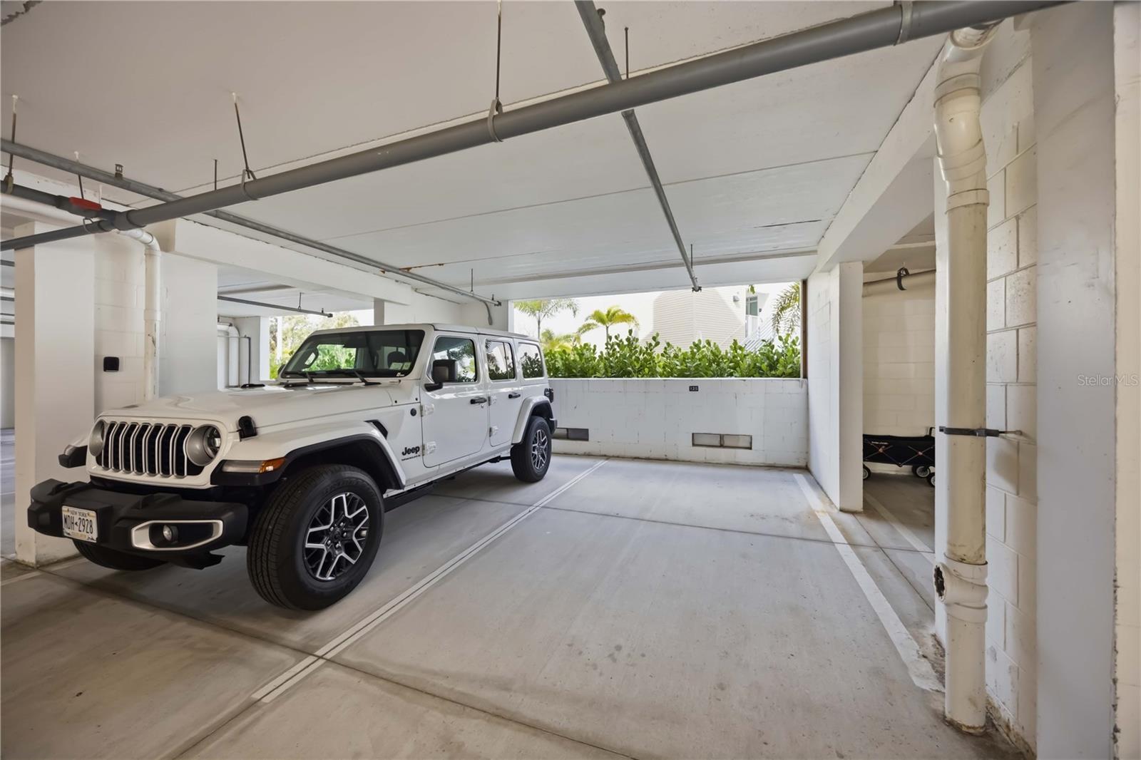 Image 48 of 65 For 1703 Tamiami Trail 406