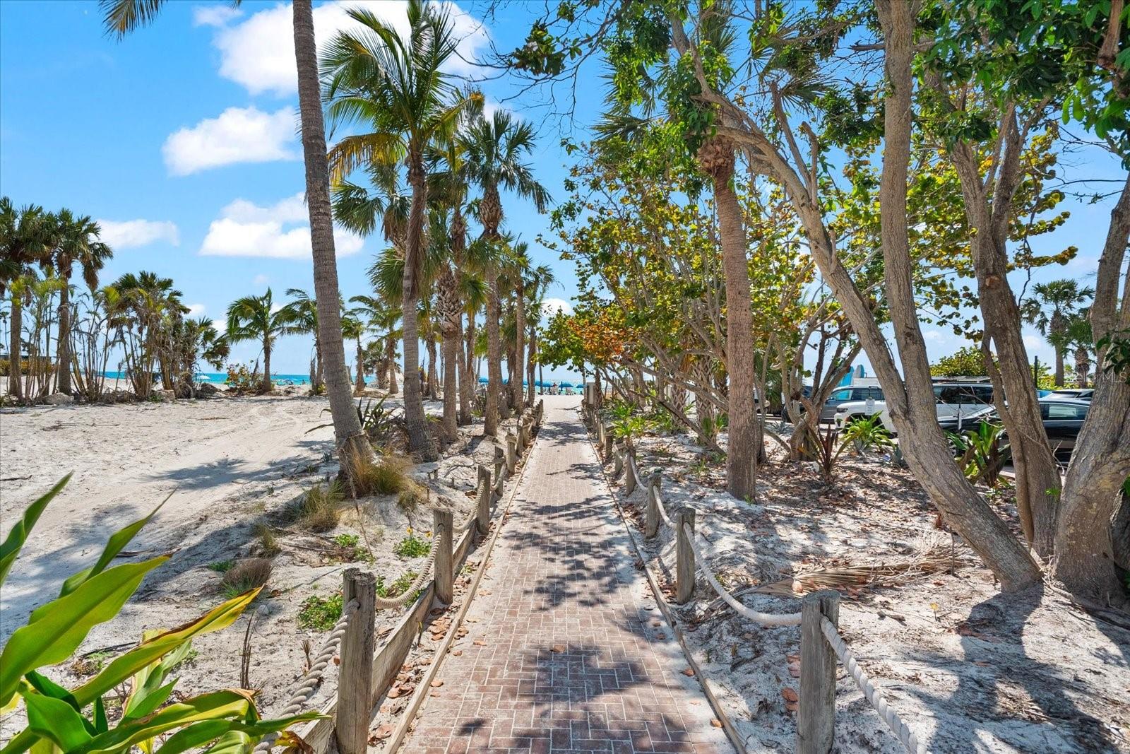 Image 38 of 100 For 6708 Sarasea Circle 202