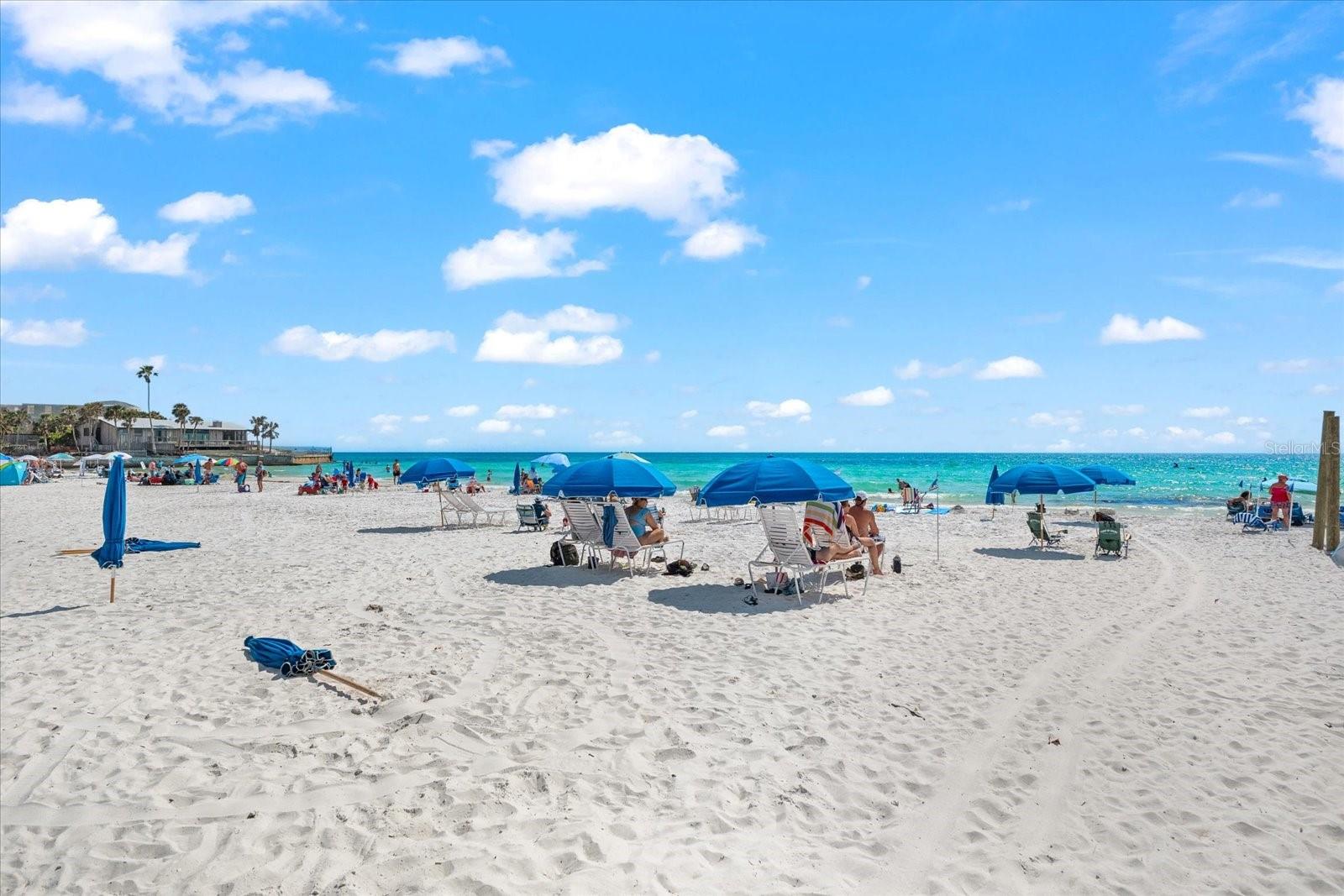 Image 39 of 100 For 6708 Sarasea Circle 202