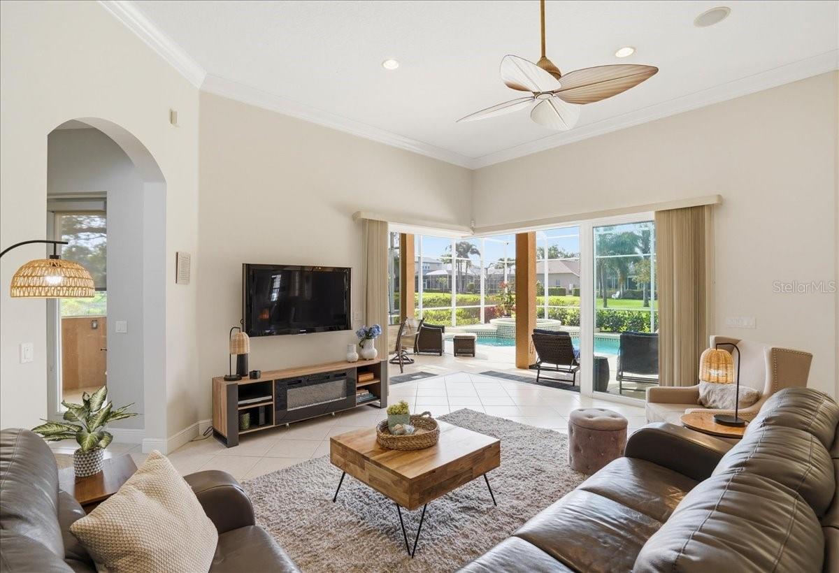 Image 3 of 37 For 8843 17th Avenue Circle Nw