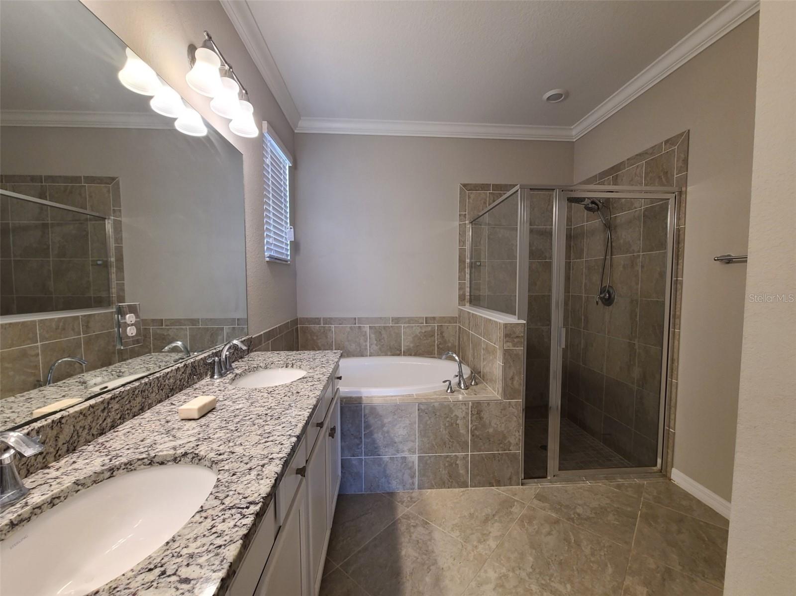 Image 16 of 23 For 19353 Nearpoint Drive