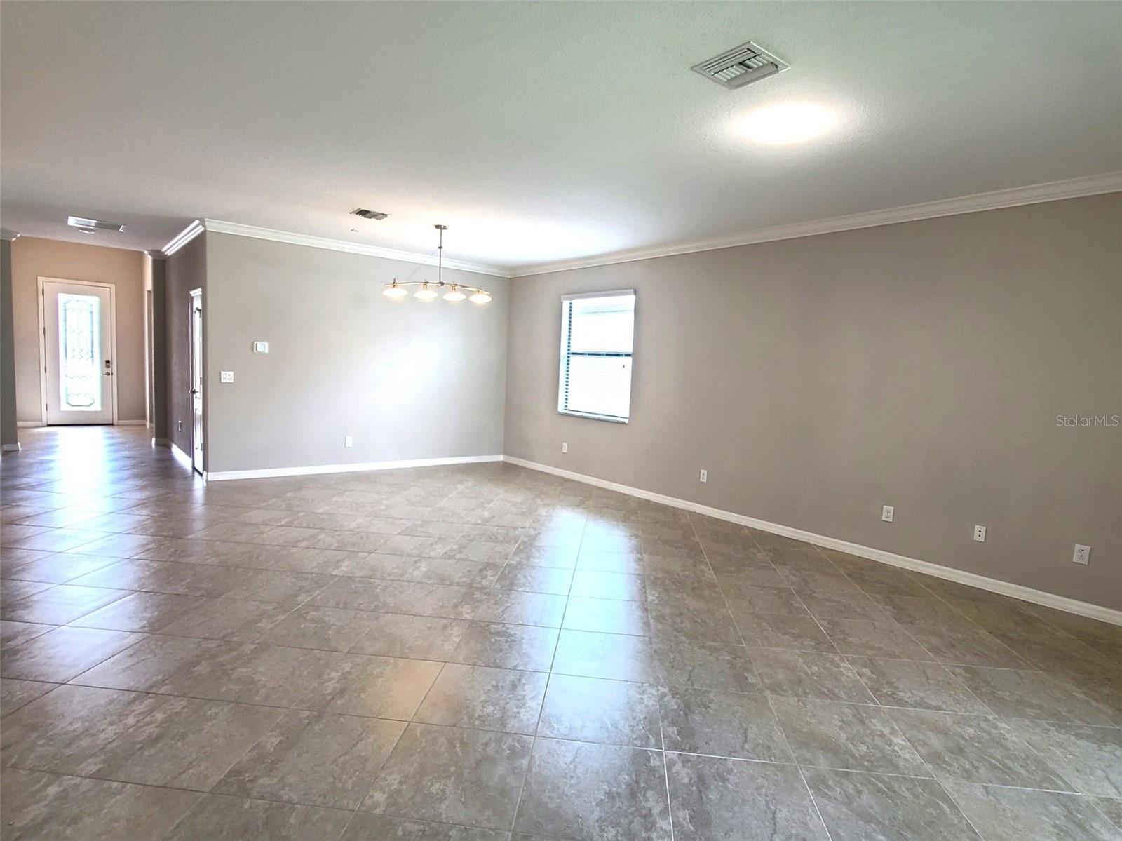 Image 3 of 23 For 19353 Nearpoint Drive