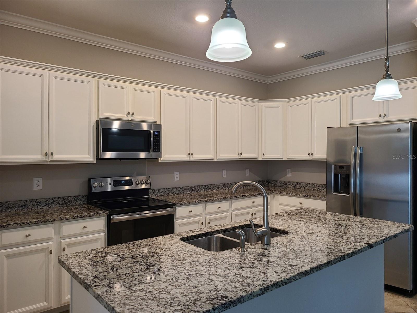 Image 6 of 23 For 19353 Nearpoint Drive