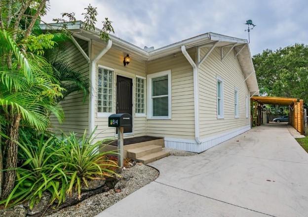Details for 814 26th Street W, BRADENTON, FL 34205