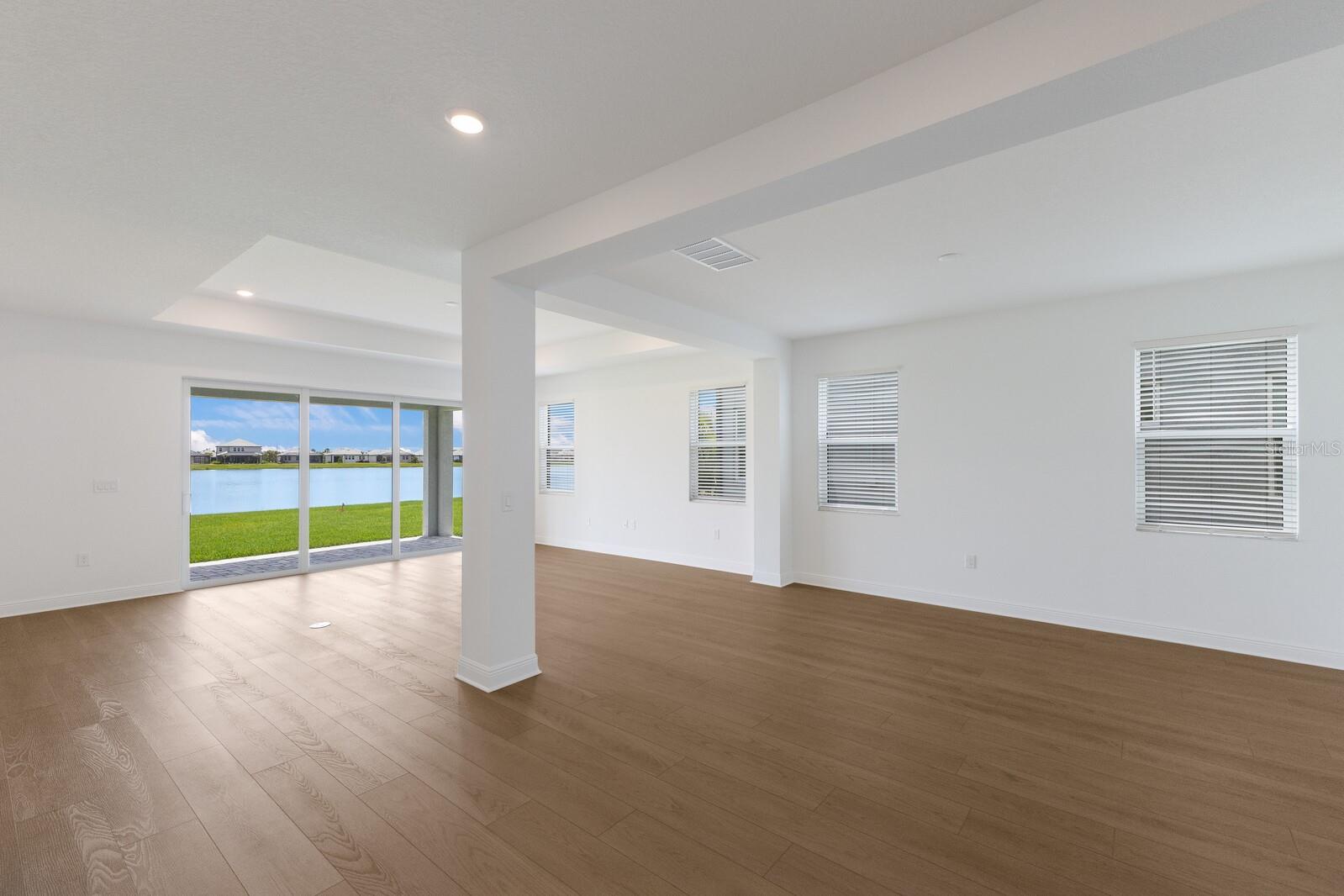 Image 10 of 37 For 4611 Sweet Retreat Run