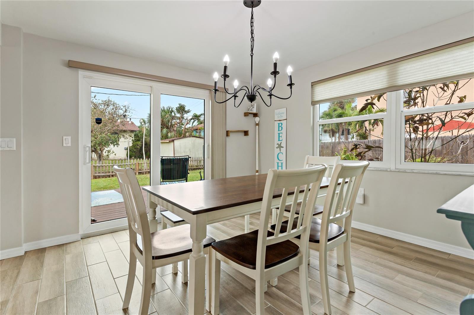 Image 17 of 44 For 1675 Blakemore Lane