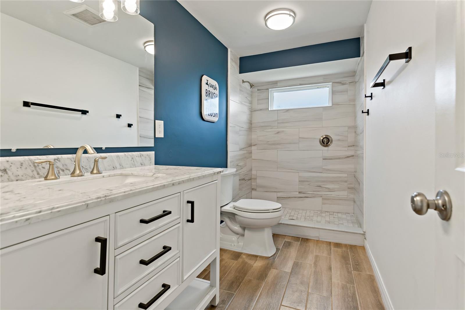 Image 32 of 44 For 1675 Blakemore Lane