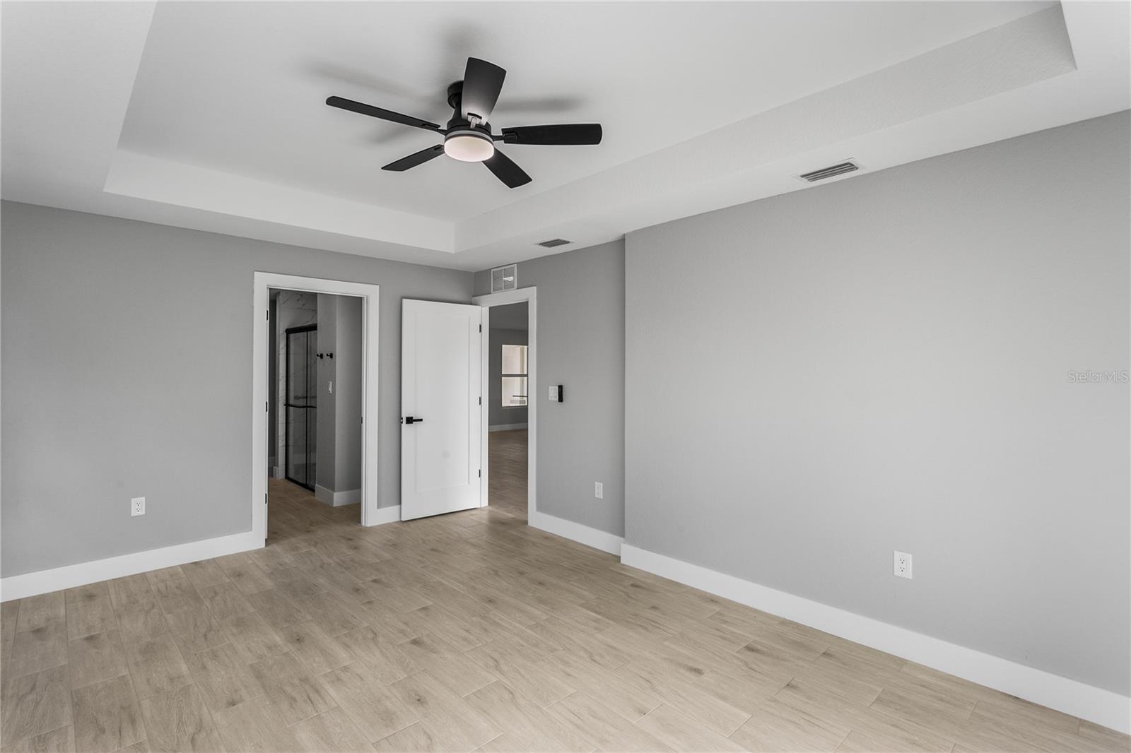 Image 21 of 40 For 2210 2nd Avenue