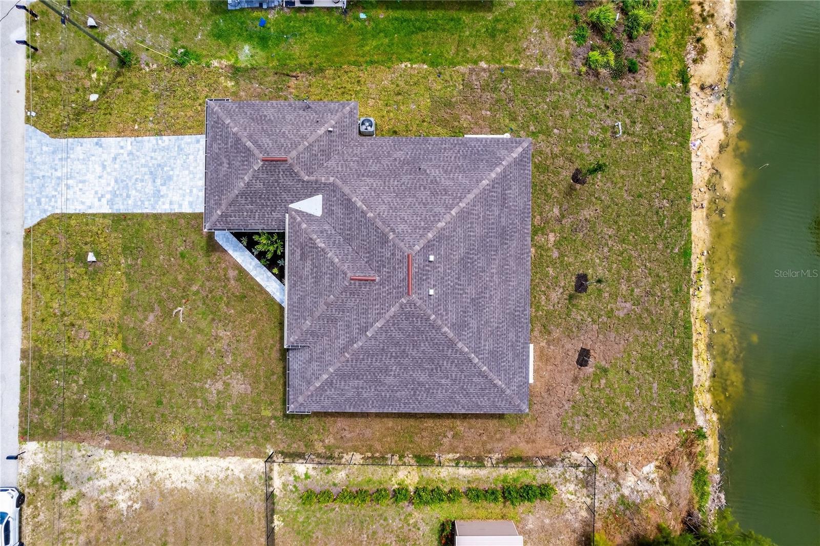 Image 8 of 40 For 2210 2nd Avenue