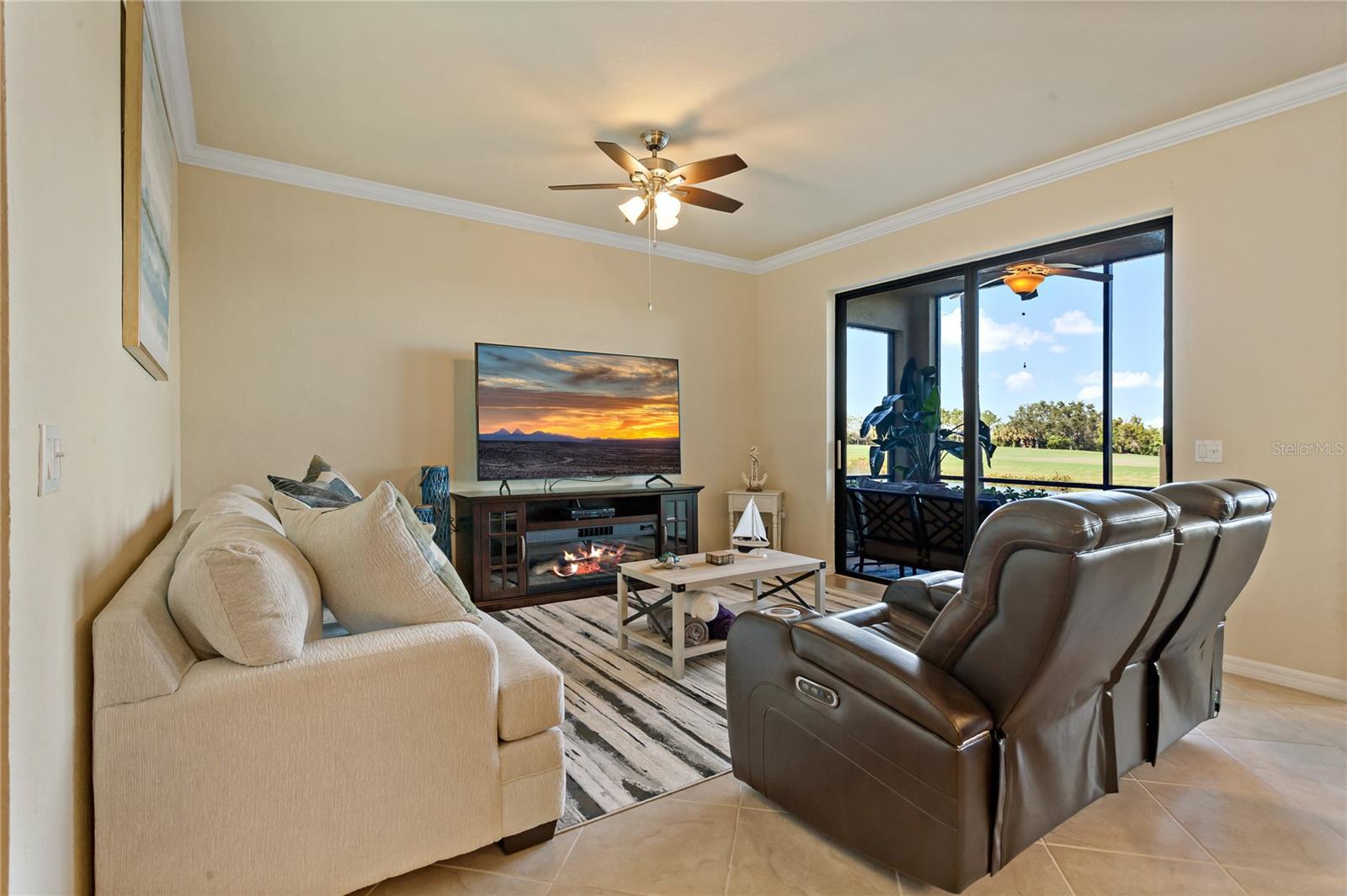 Image 11 of 57 For 7121 River Hammock Drive 102