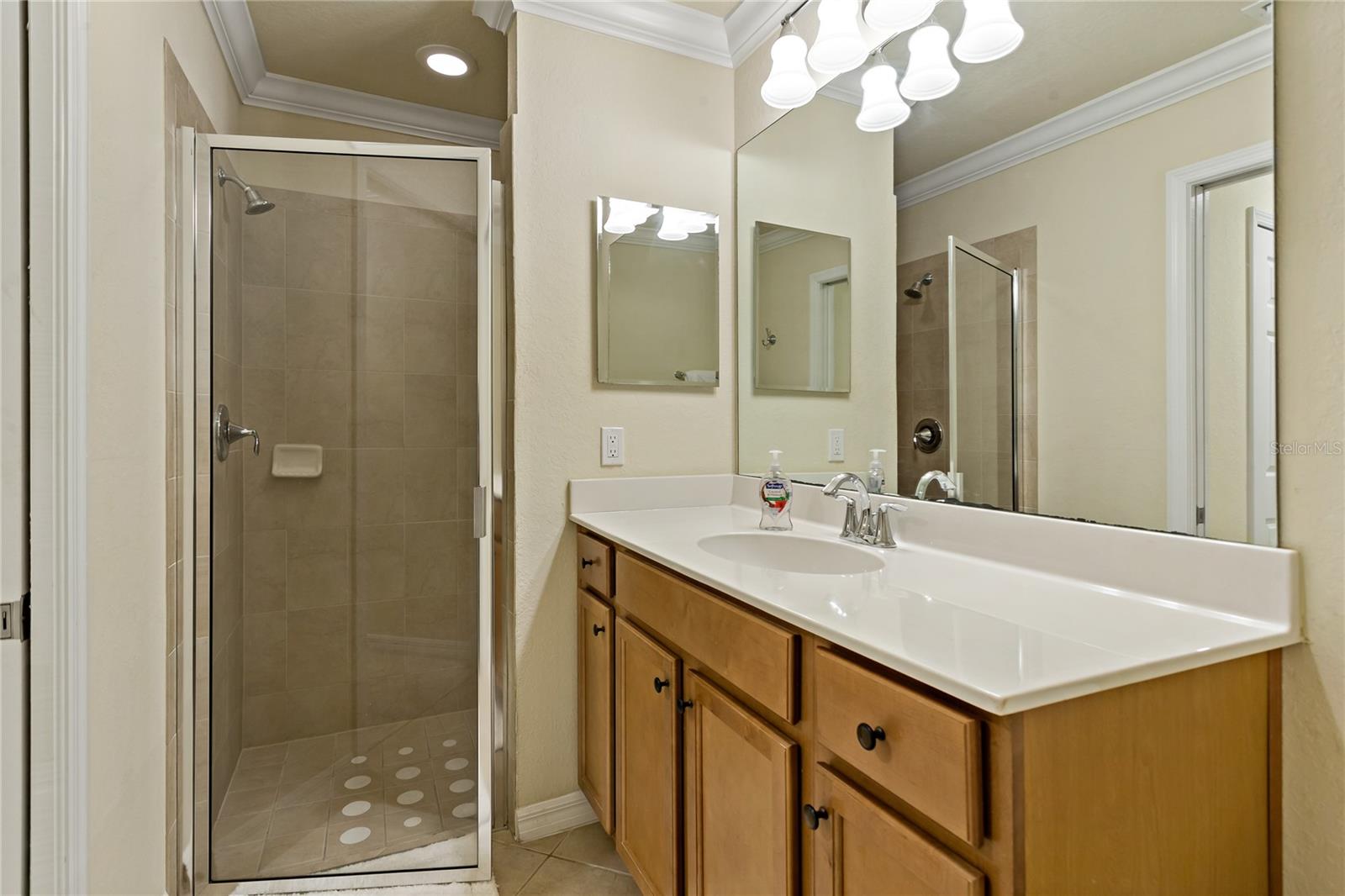 Image 28 of 57 For 7121 River Hammock Drive 102