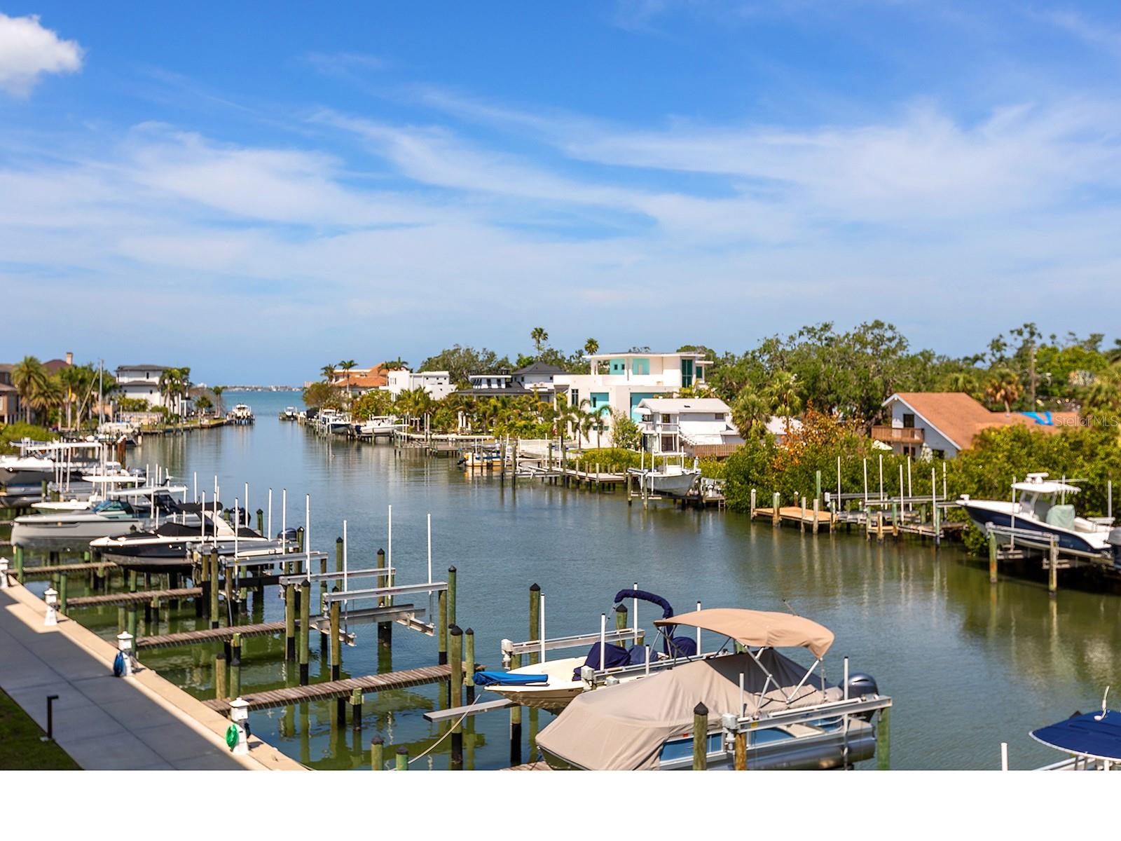 Image 2 of 37 For 1709 Tamiami Trail 318