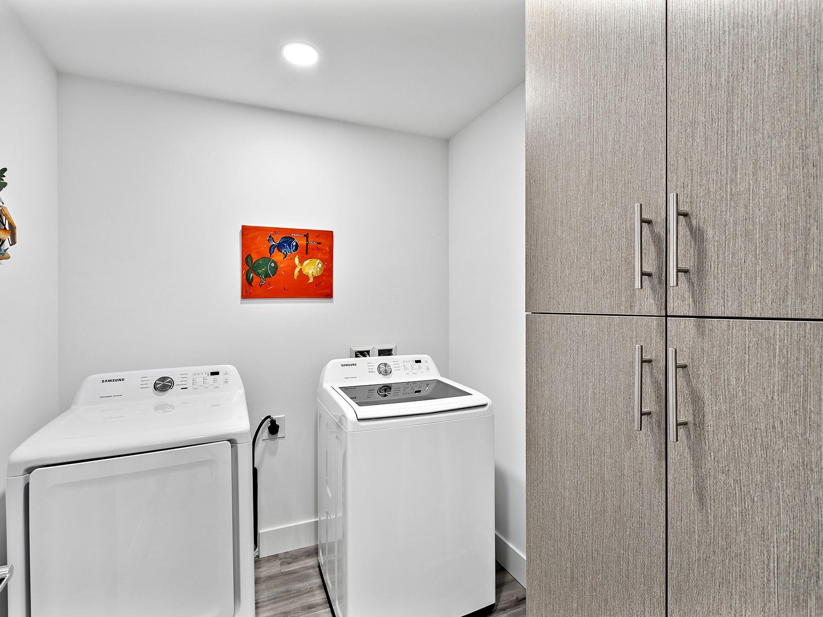 Image 30 of 37 For 1709 Tamiami Trail 318