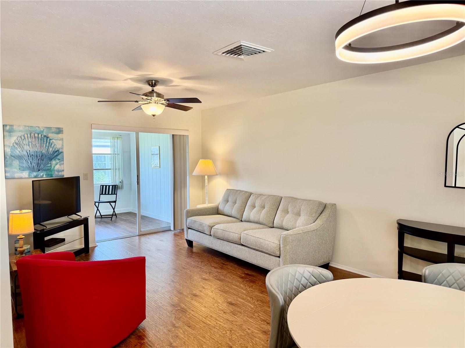 Image 10 of 30 For 2221 Orange Blossom Lane