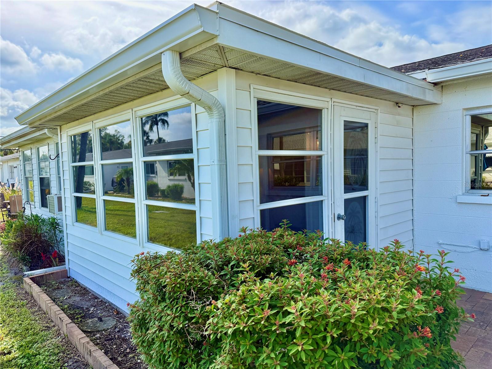 Image 14 of 30 For 2221 Orange Blossom Lane