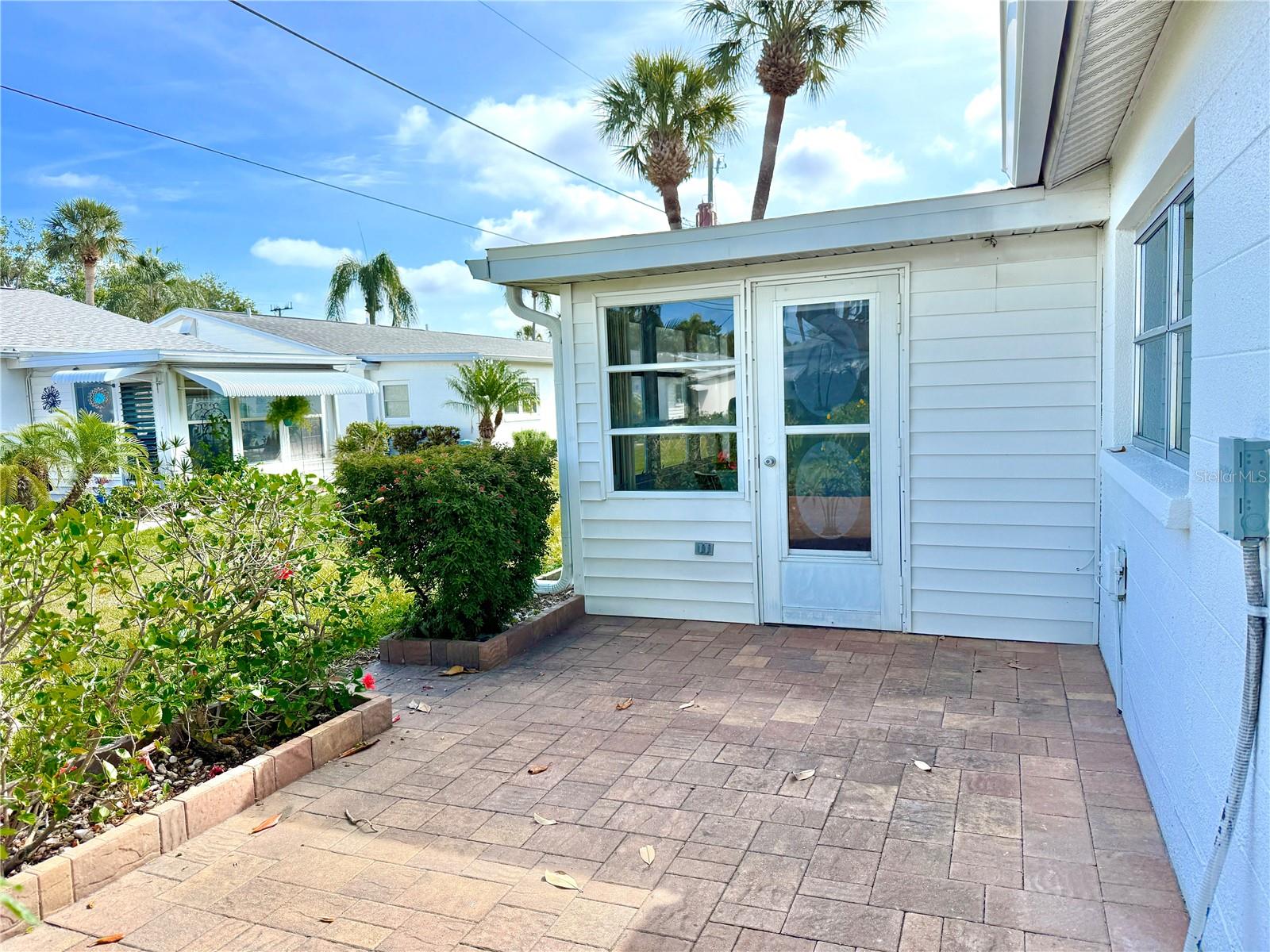 Image 15 of 30 For 2221 Orange Blossom Lane