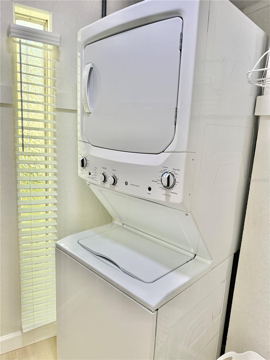 Image 20 of 30 For 2221 Orange Blossom Lane