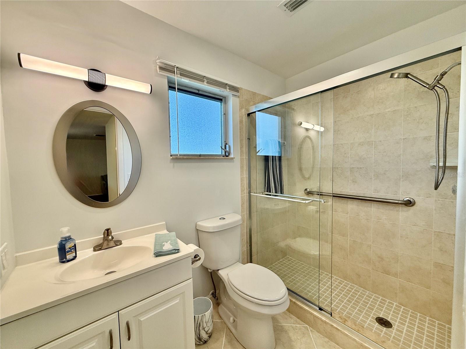 Image 3 of 30 For 2221 Orange Blossom Lane