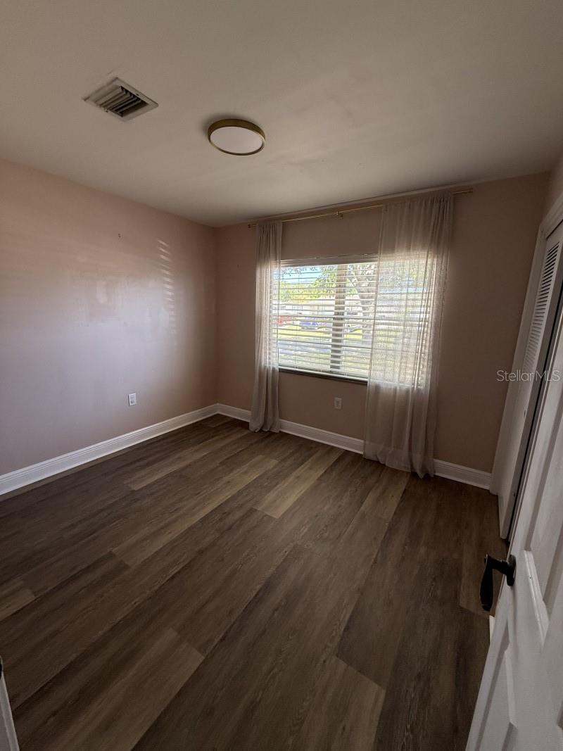 Image 4 of 6 For 3128 Powhatan Avenue