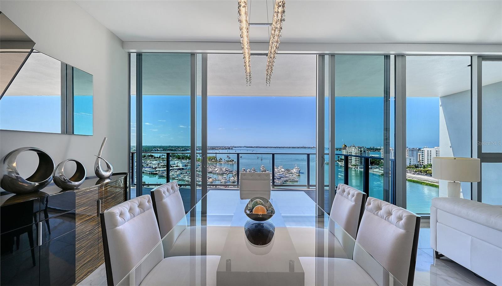 Image 10 of 79 For 1155 Gulfstream Avenue 1107