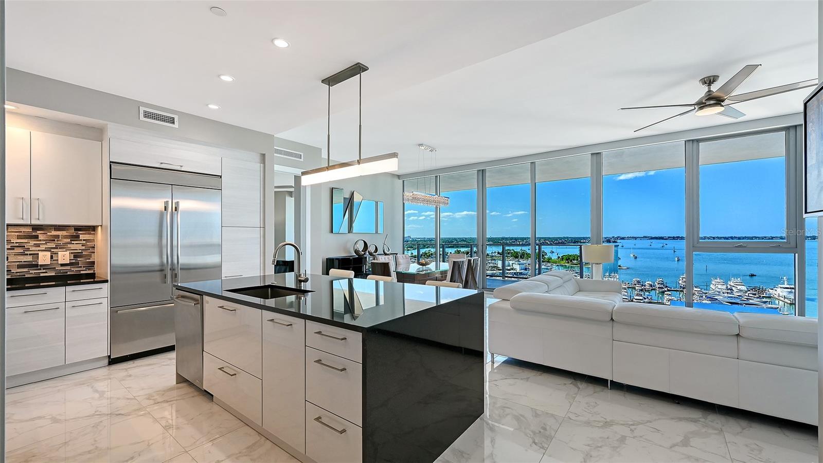 Image 20 of 79 For 1155 Gulfstream Avenue 1107