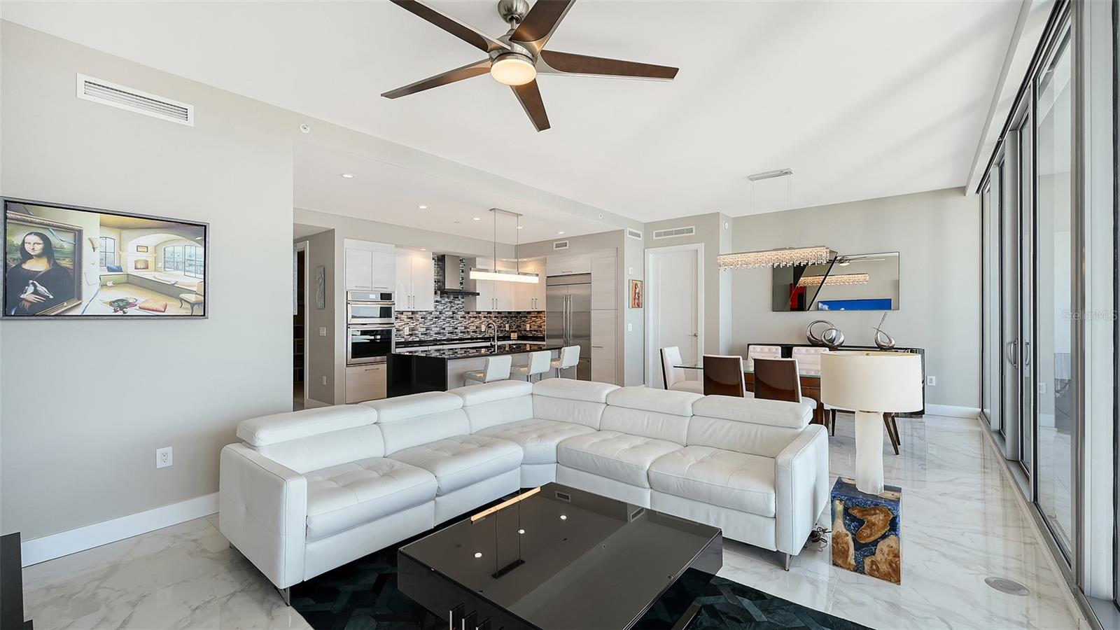 Image 25 of 79 For 1155 Gulfstream Avenue 1107