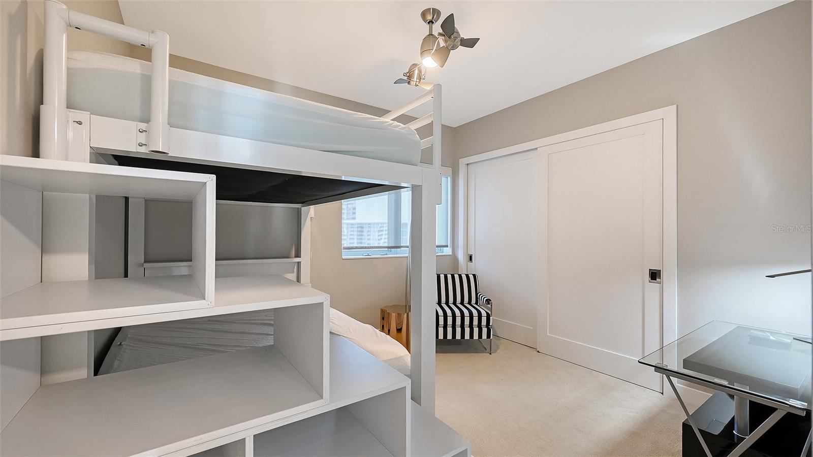 Image 41 of 79 For 1155 Gulfstream Avenue 1107