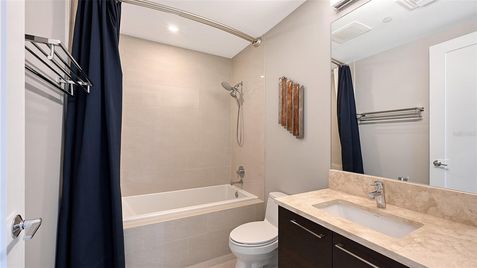 Image 42 of 79 For 1155 Gulfstream Avenue 1107