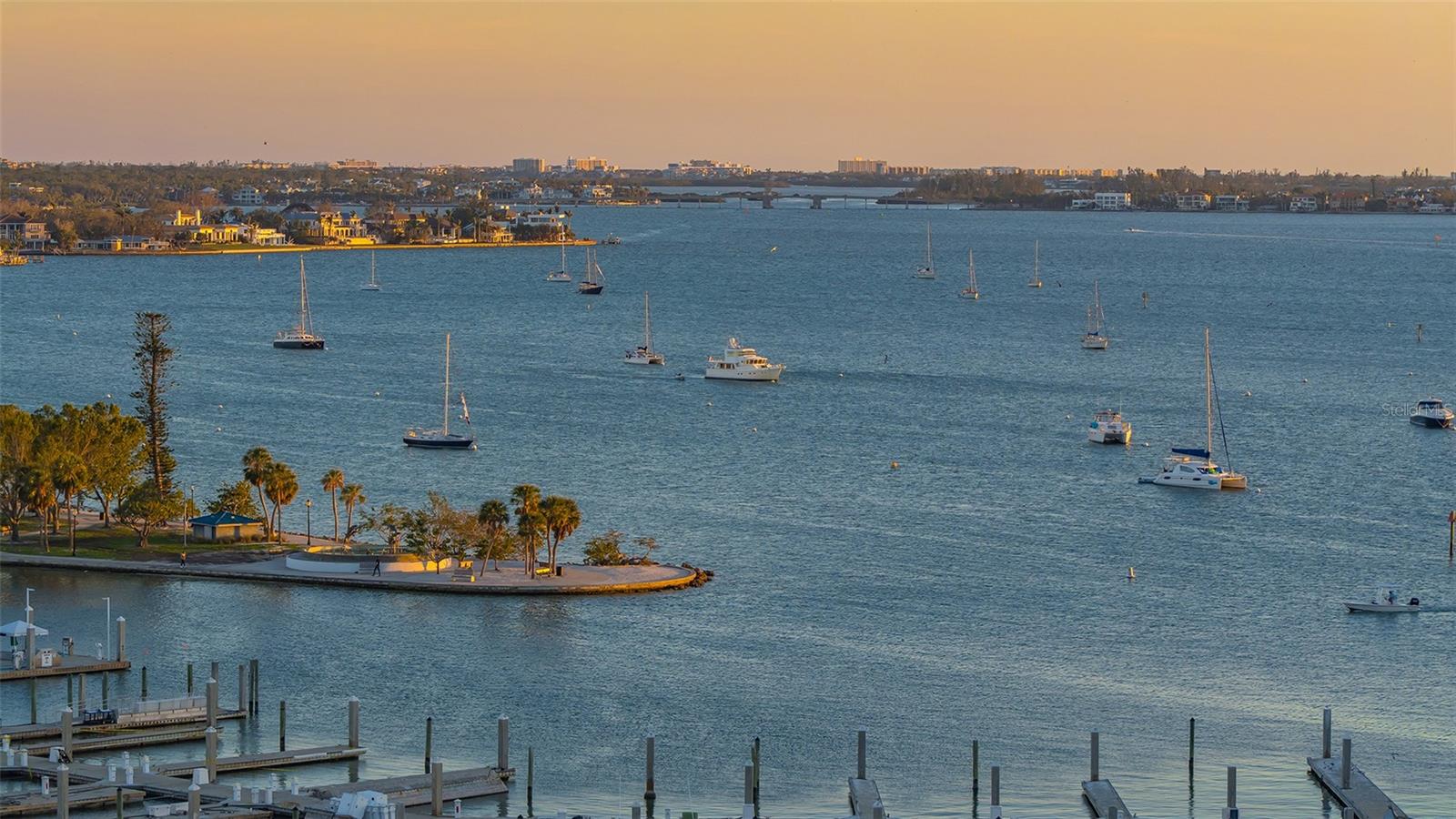 Image 47 of 79 For 1155 Gulfstream Avenue 1107