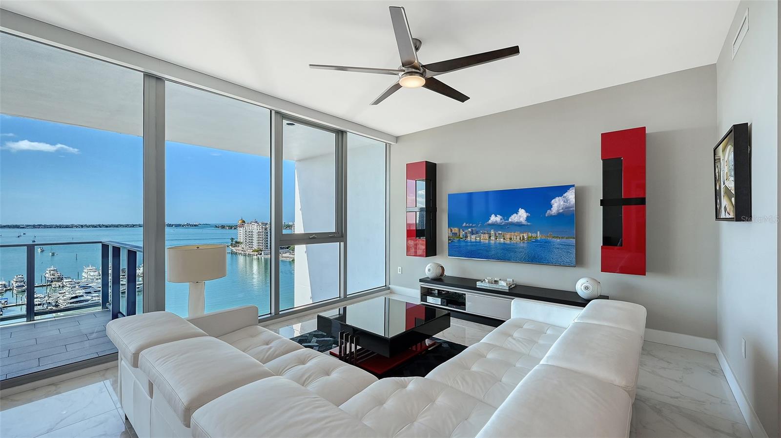 Image 8 of 79 For 1155 Gulfstream Avenue 1107