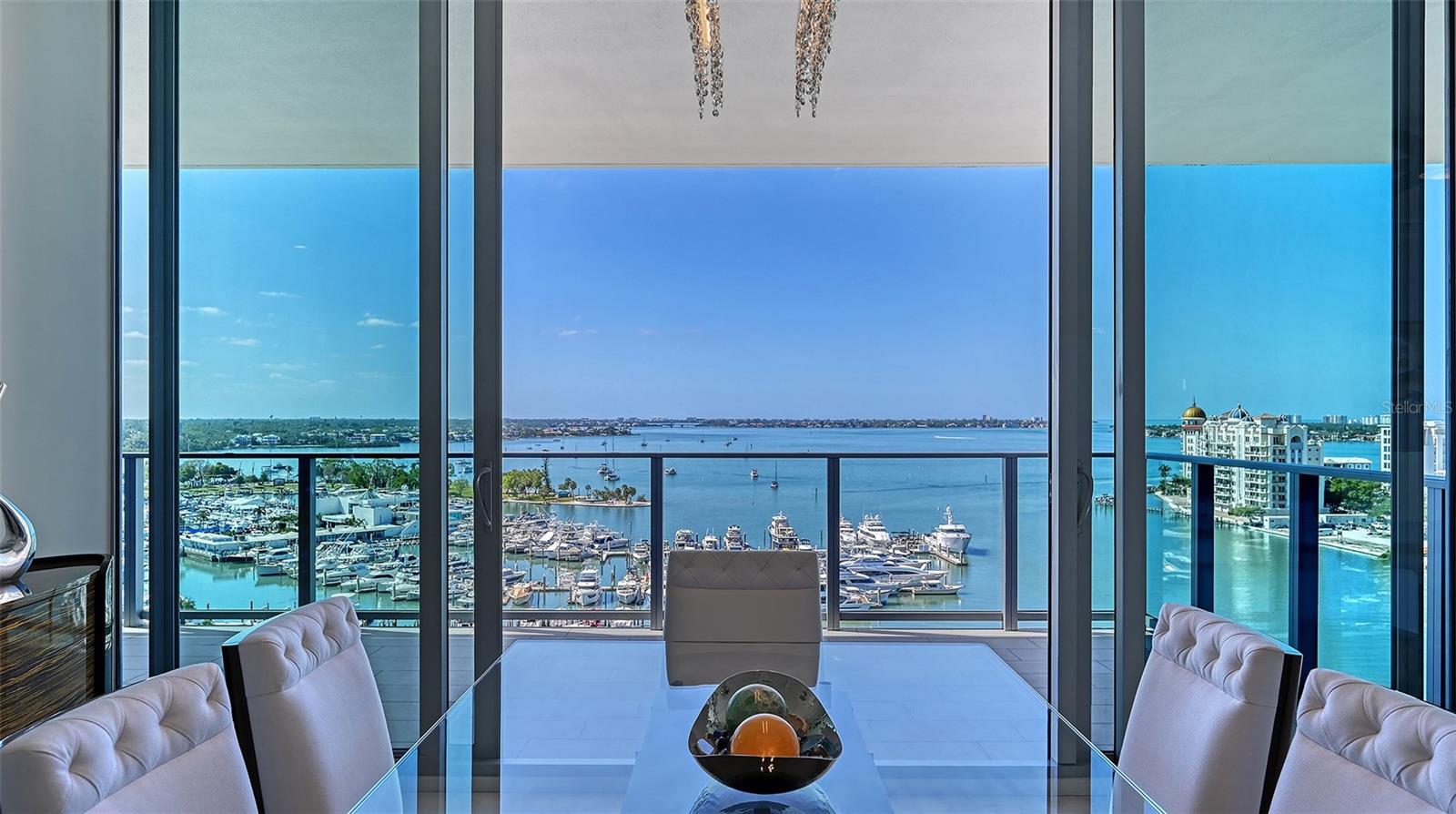 Image 9 of 79 For 1155 Gulfstream Avenue 1107