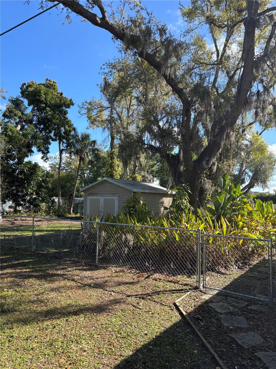 Image 4 of 9 For 2012 5th Street W