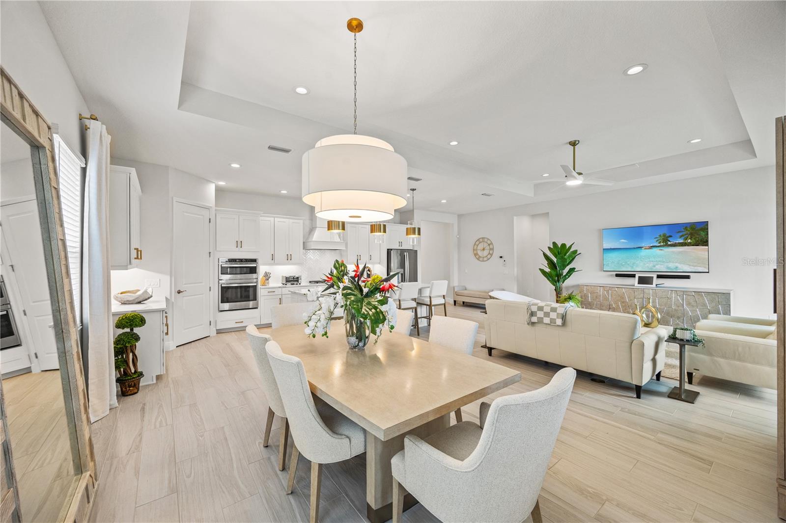 Image 15 of 37 For 10125 Crystal Isles Circle