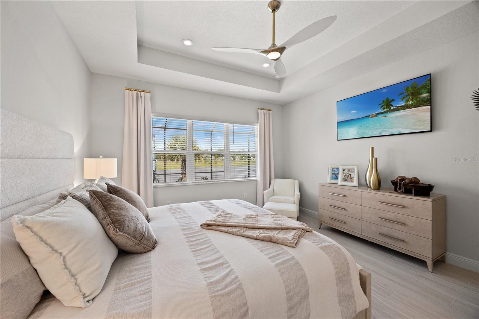 Image 16 of 37 For 10125 Crystal Isles Circle