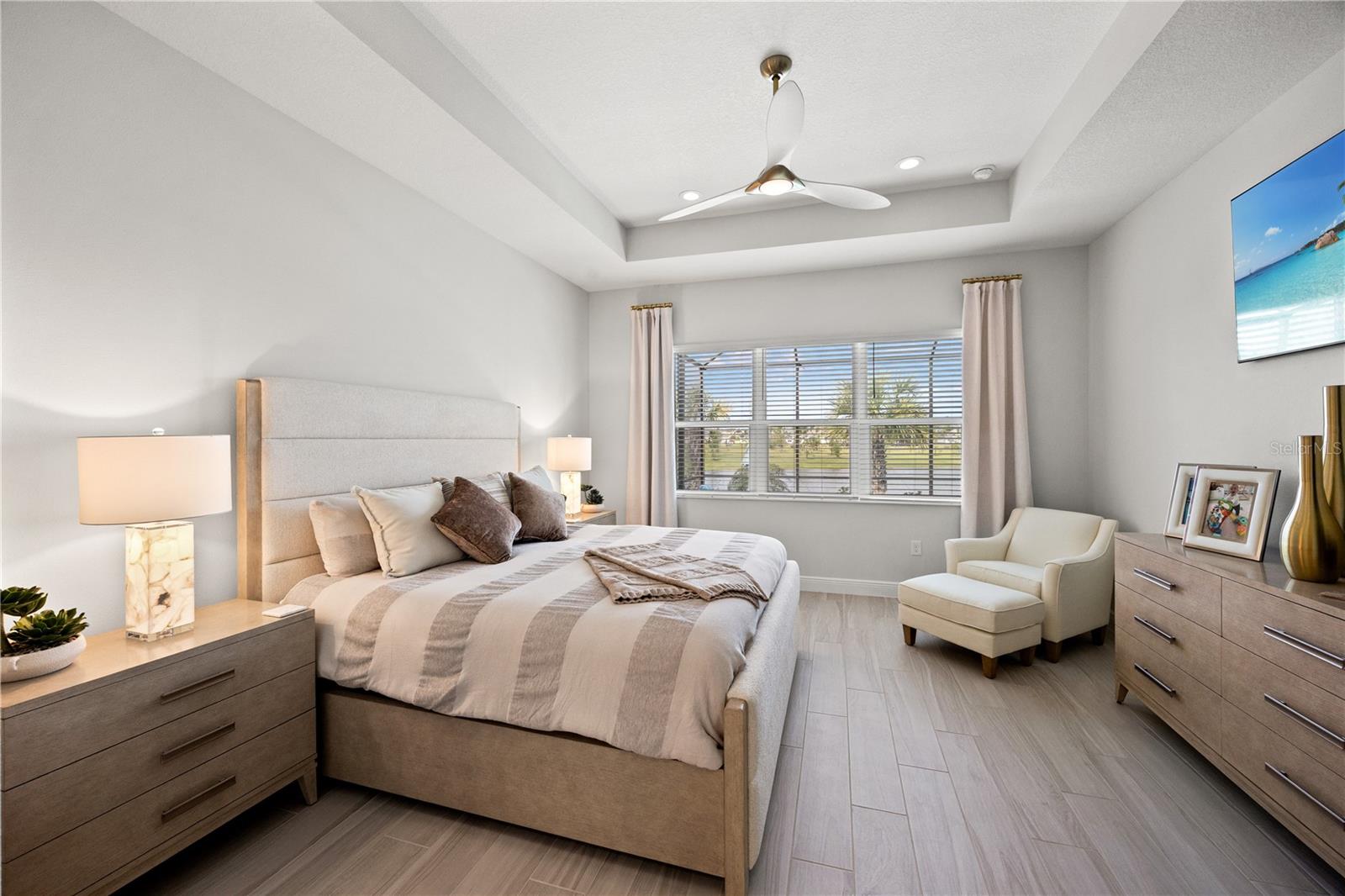 Image 5 of 37 For 10125 Crystal Isles Circle