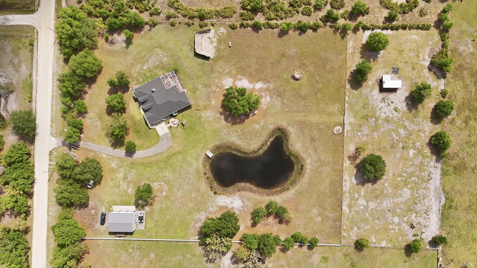 Listing photo id 14 for 26920 Brandiff Road E