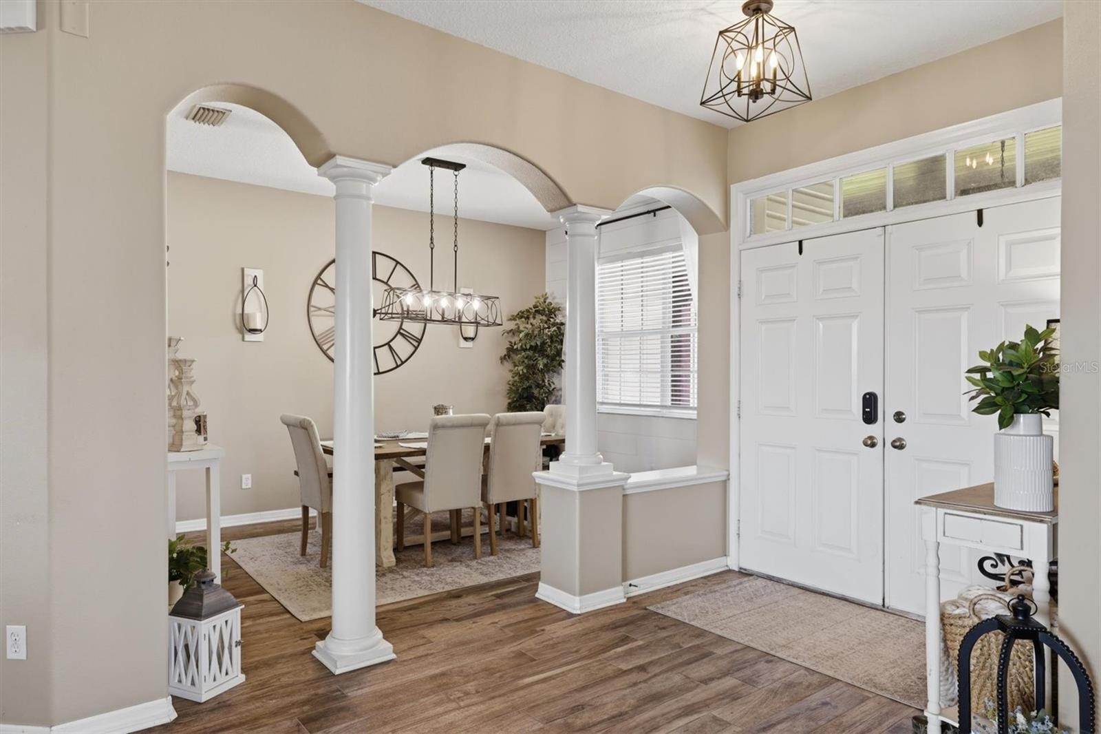 Listing photo id 16 for 26920 Brandiff Road E